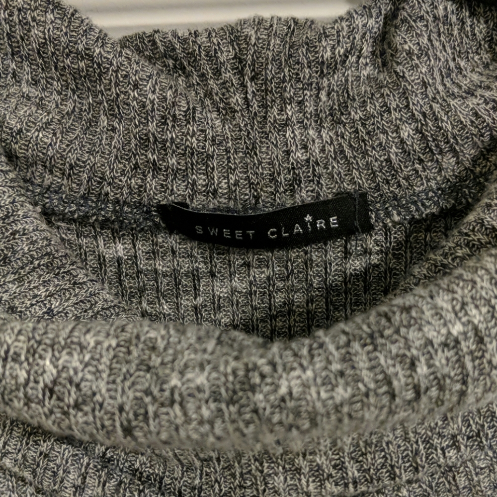 Grey cow neck tank top